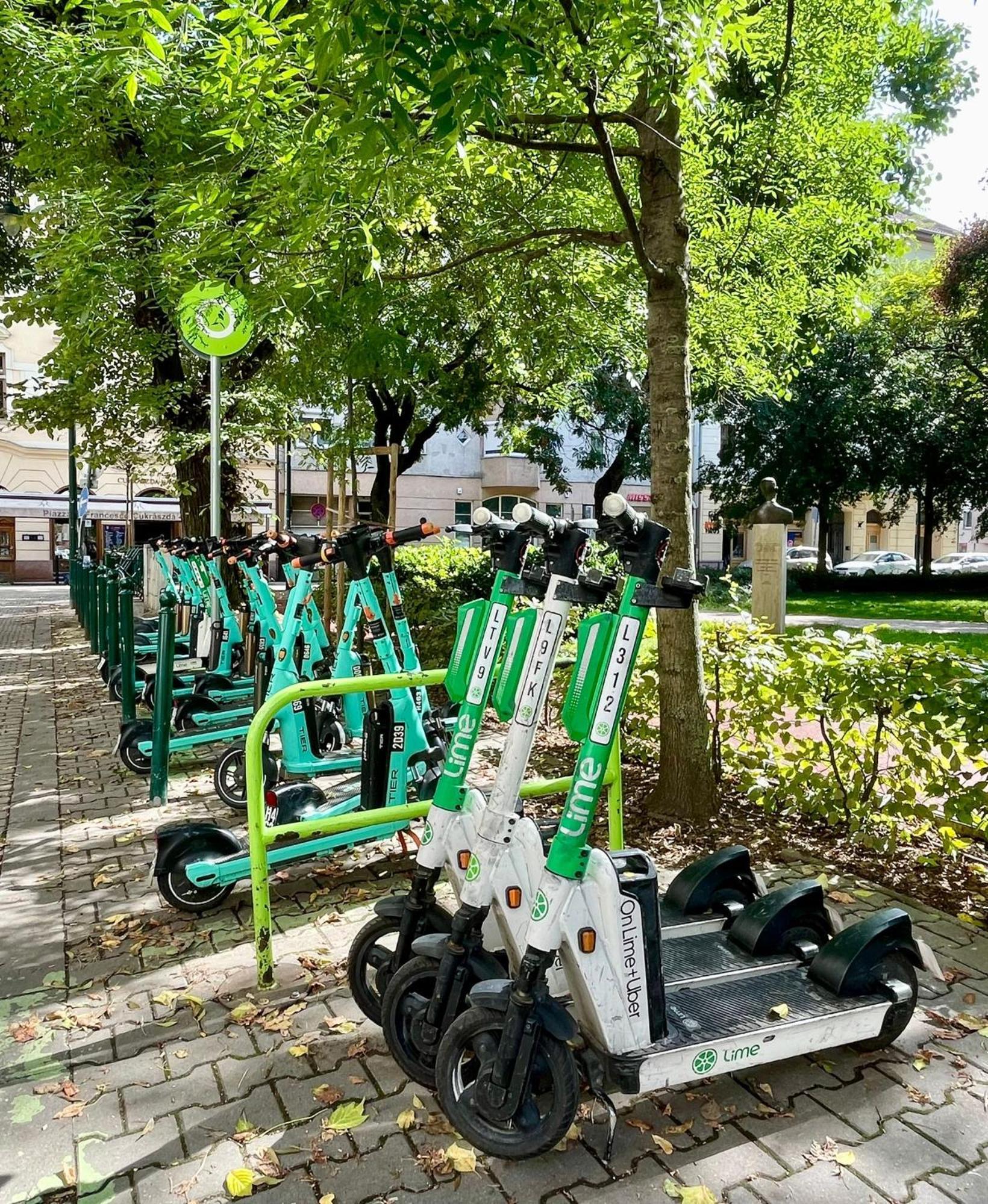 Green City Apartment Budapest - Free Garage, Ac, Balcony, Wi-Fi Εξωτερικό φωτογραφία